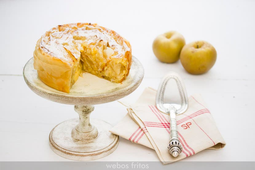 Tarta de masa filo y manzana