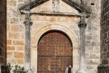 Portada de la Iglesia