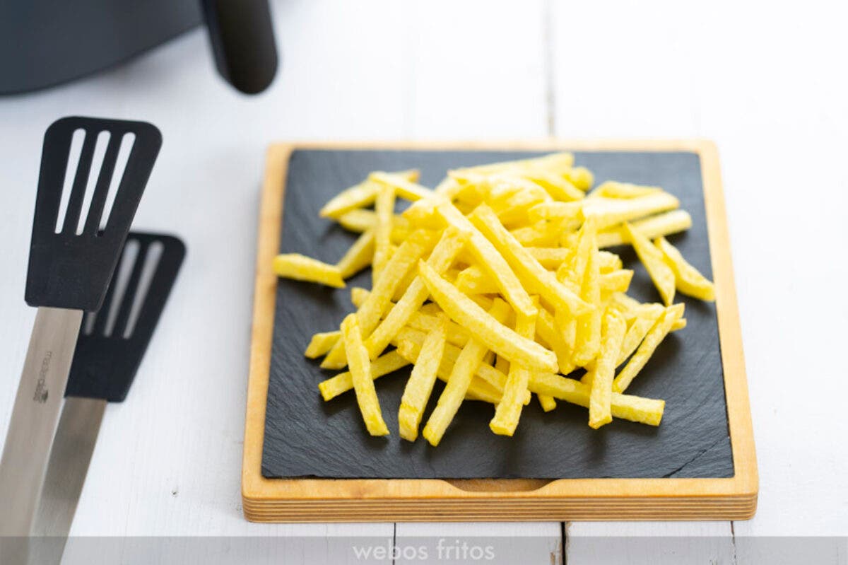 Cómo hacer patatas fritas en el microondas - 6 pasos
